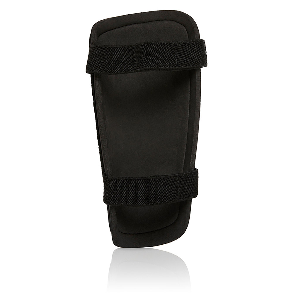 Щитки футбольные MACRON Lister, Цвет основной Черно-зеленый, Размер junior